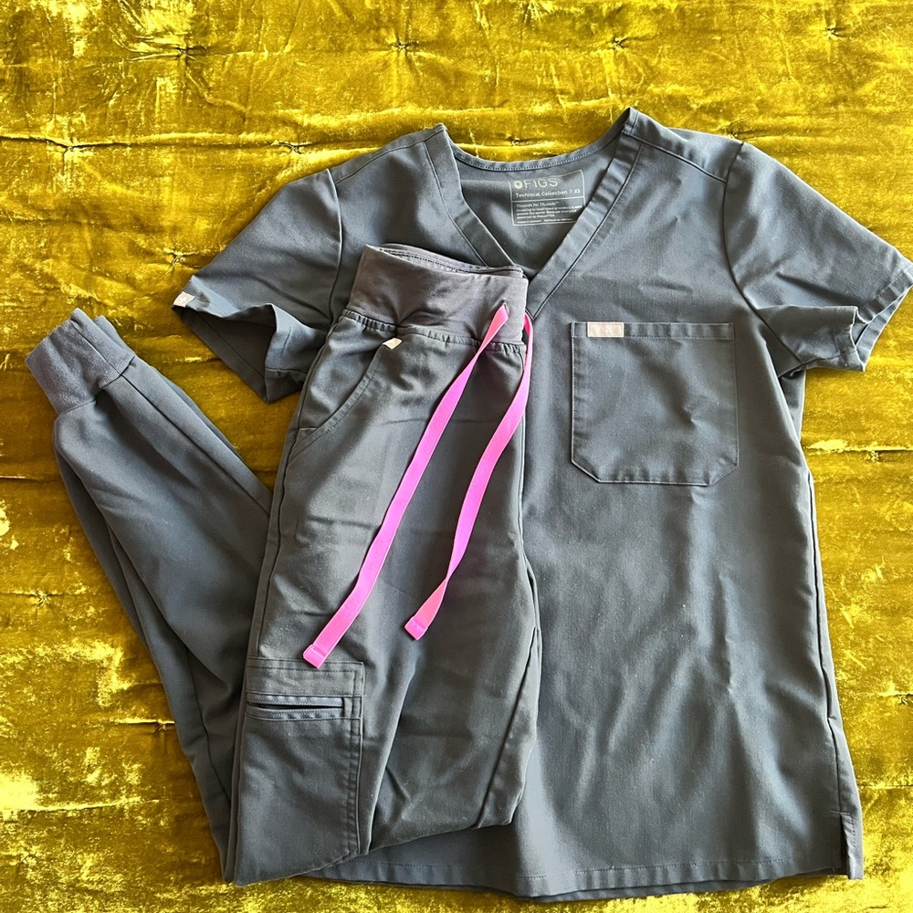 Figs Scrub Set in Night Sky—XS